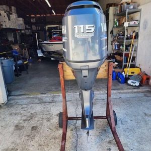 2004 Yamaha 115 hp 4-stroke outboard motor