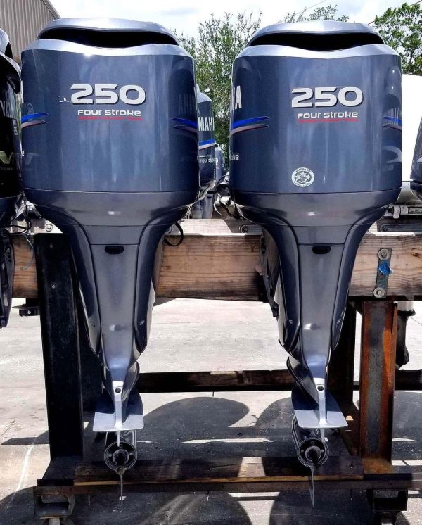 Twin 2006 Yamaha 250 hp 4 stroke 25" outboard motors
