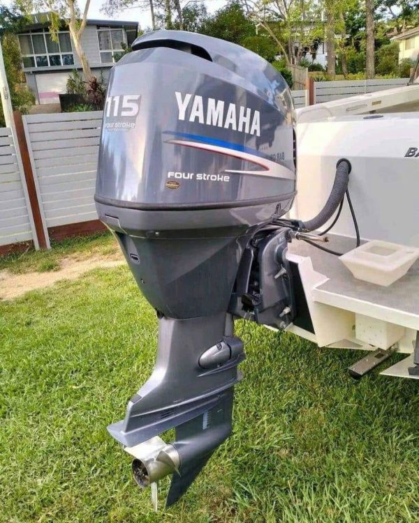 2016 Yamaha 115 hp 4-Stroke outboard motor
